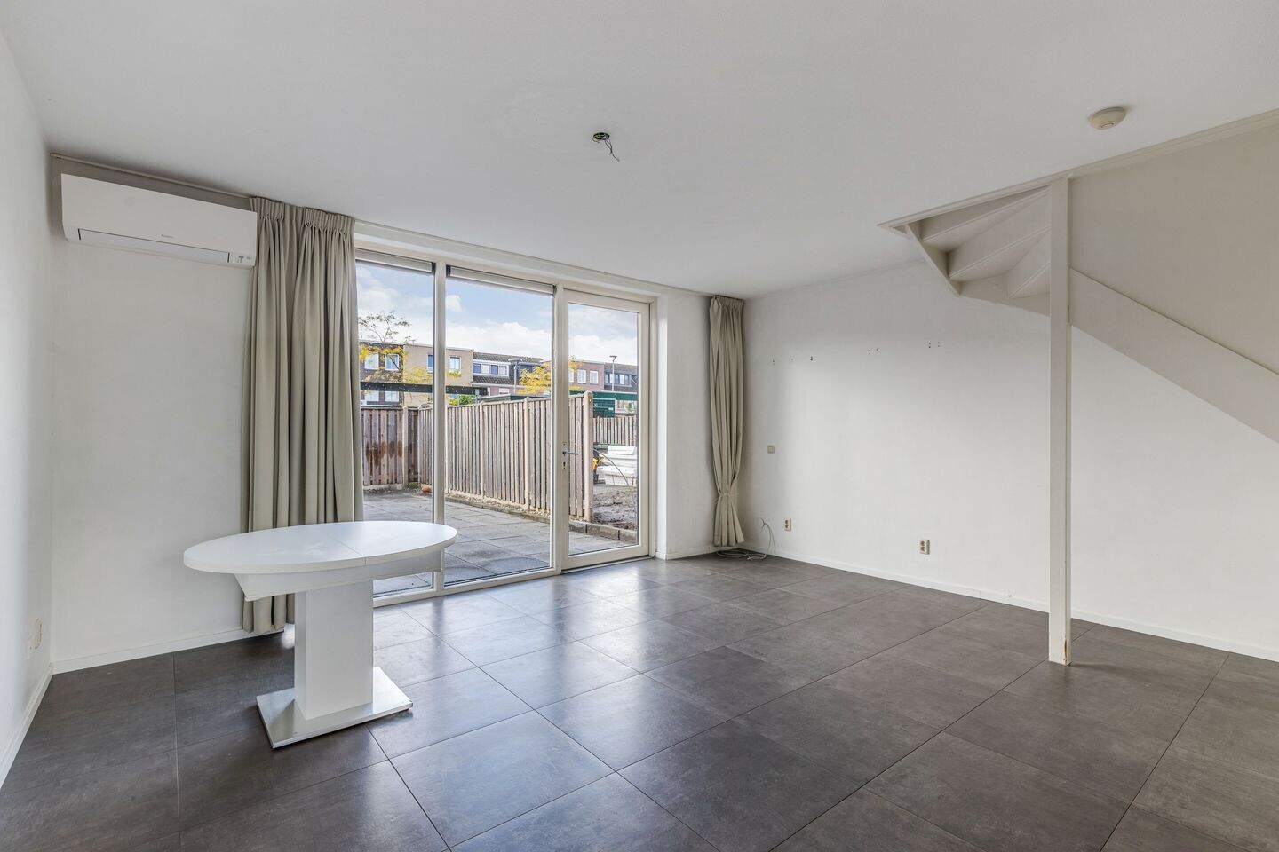 Tussenwoning te koop: Hanumanpad 12, Almere