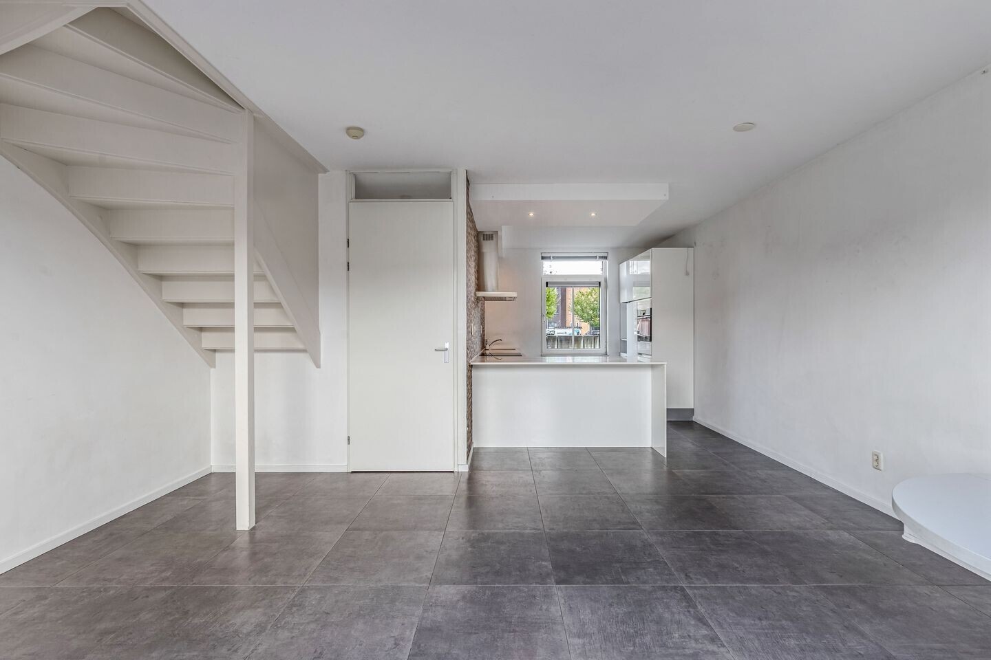 Tussenwoning te koop: Hanumanpad 12, Almere