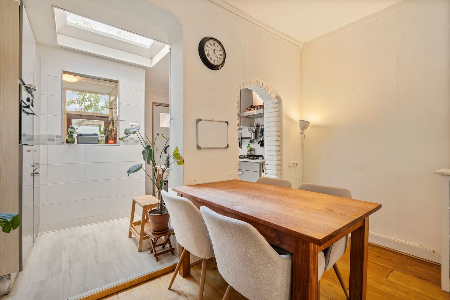 Tussenwoning te koop: Wilhelminastraat 8, Weesp