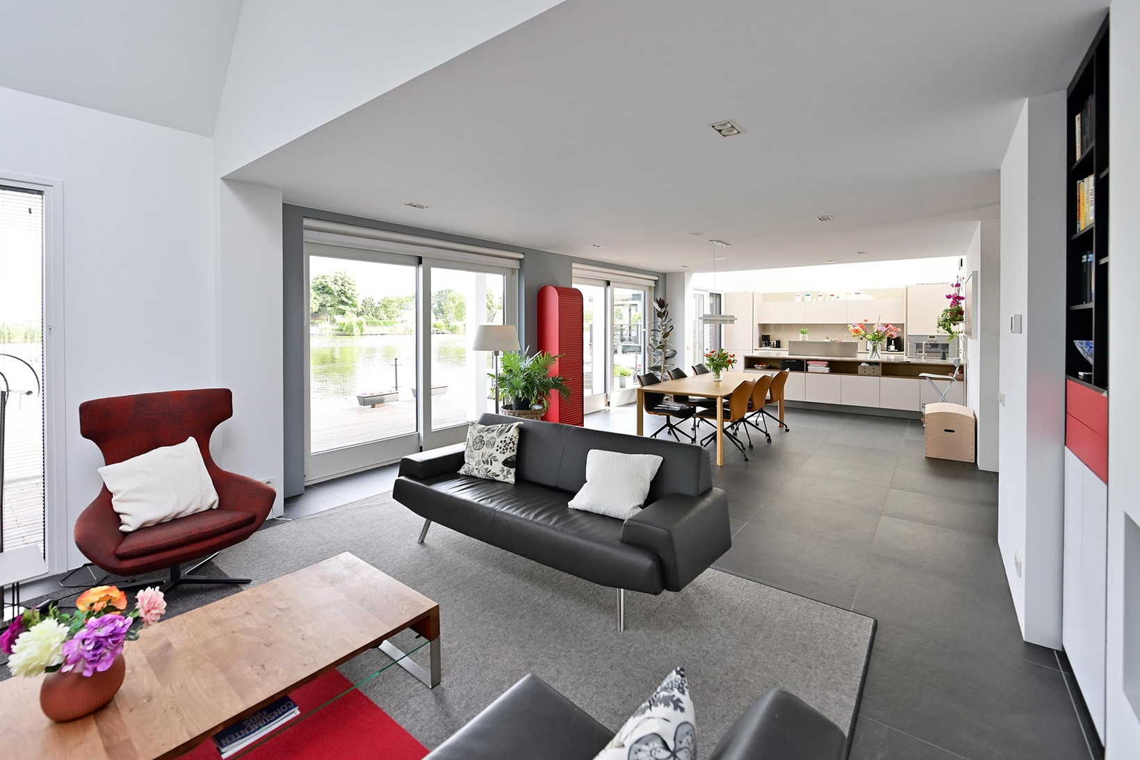 Vrijstaande woning te koop: Horn 12, Weesp
