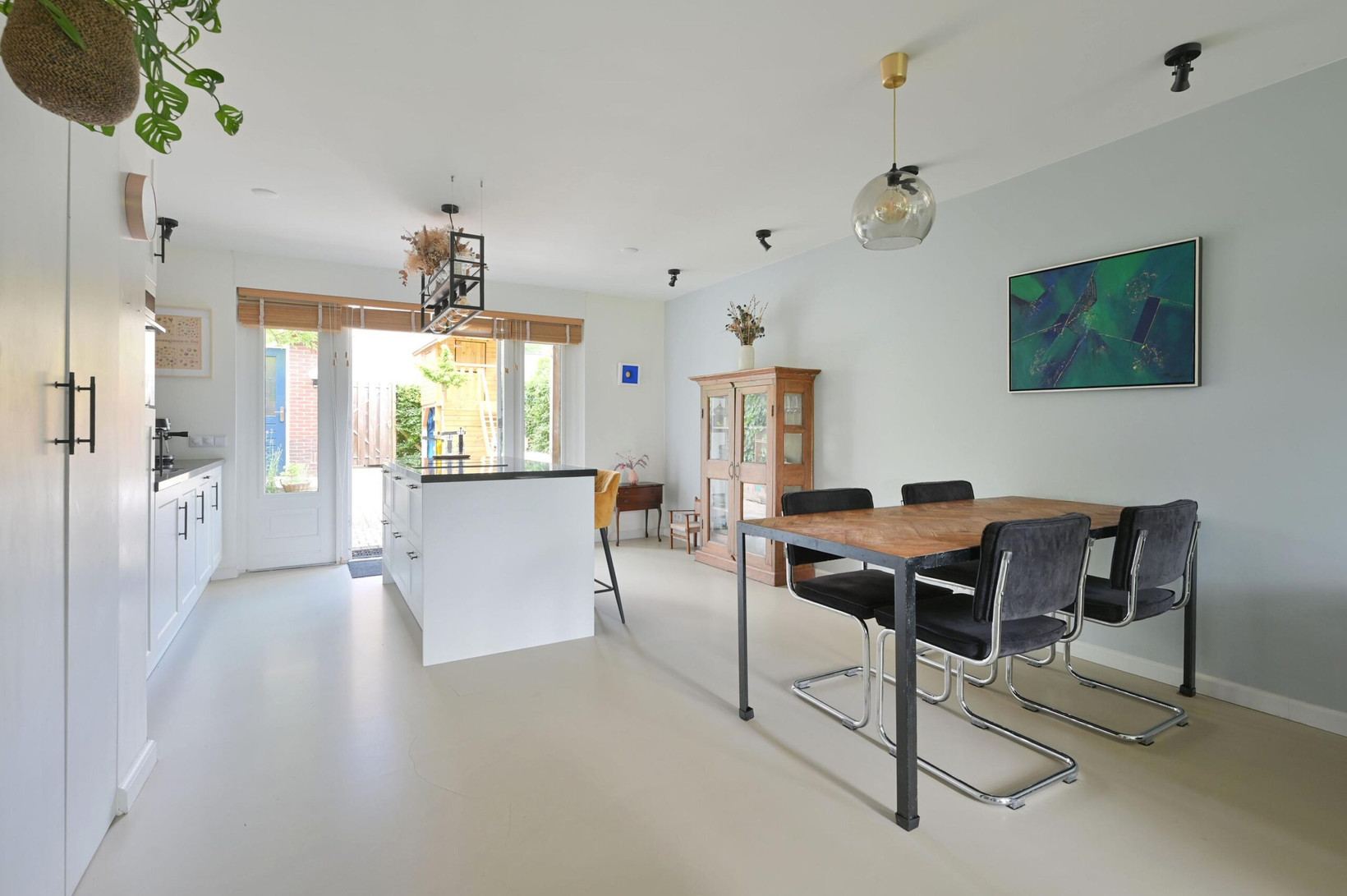Tussenwoning te koop: Ossenmarkt 45, Weesp
