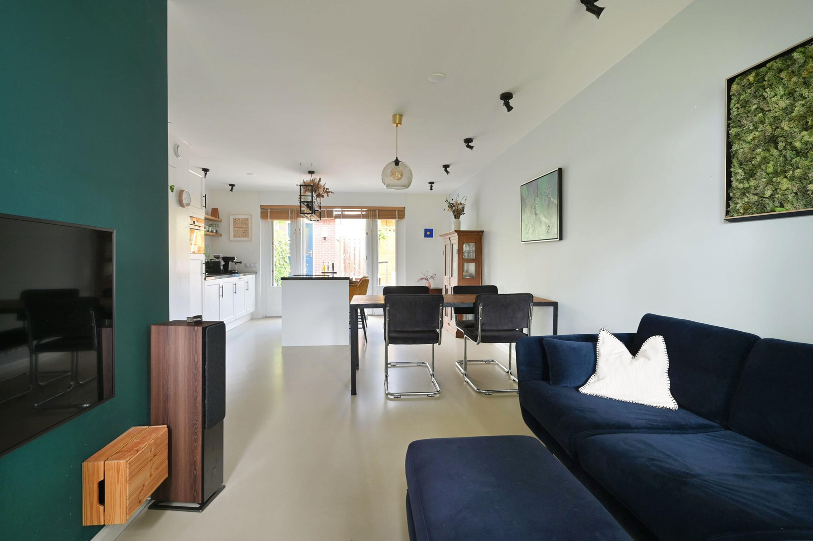 Tussenwoning te koop: Ossenmarkt 45, Weesp