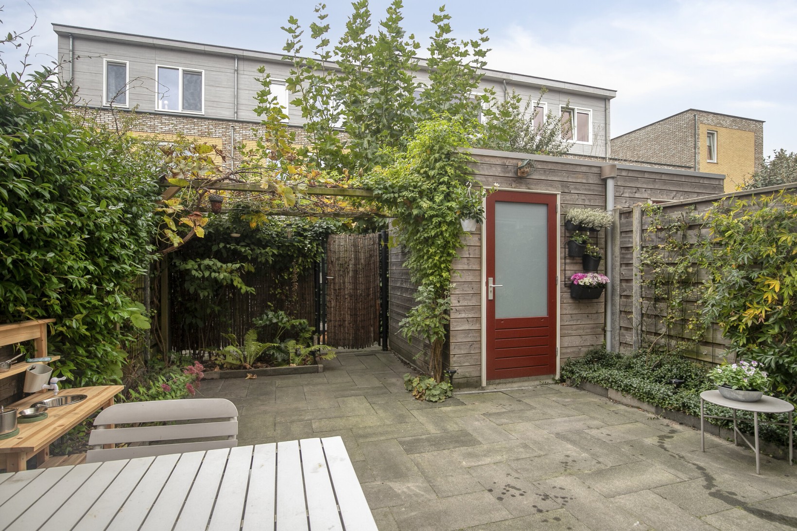 Tussenwoning te koop: kostverlorenstraat 963, Weesp