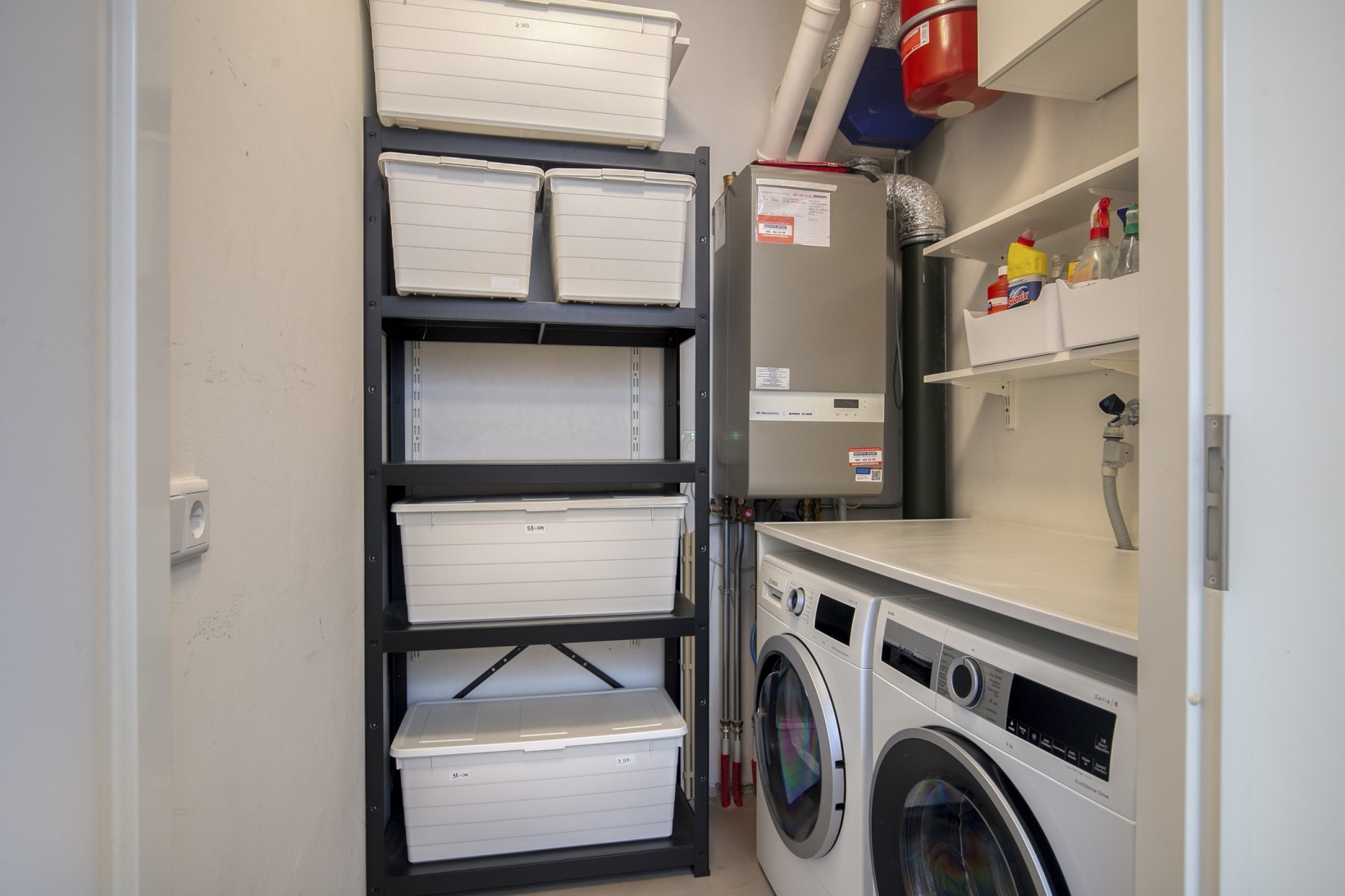 Tussenwoning te koop: kostverlorenstraat 963, Weesp
