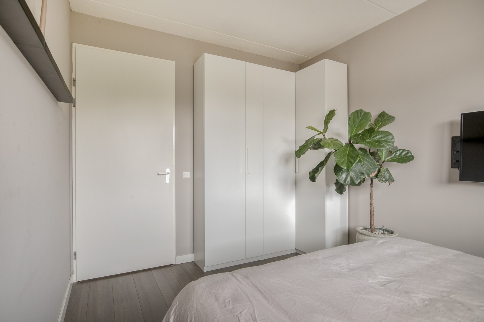 Tussenwoning te koop: kostverlorenstraat 963, Weesp