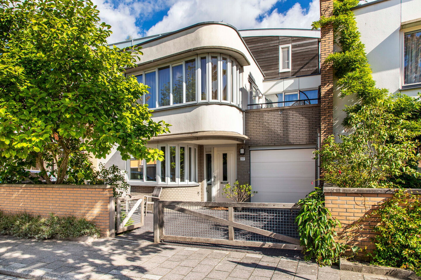 Tussenwoning te koop: Lobbrich Boudgerslaan 37, Weesp
