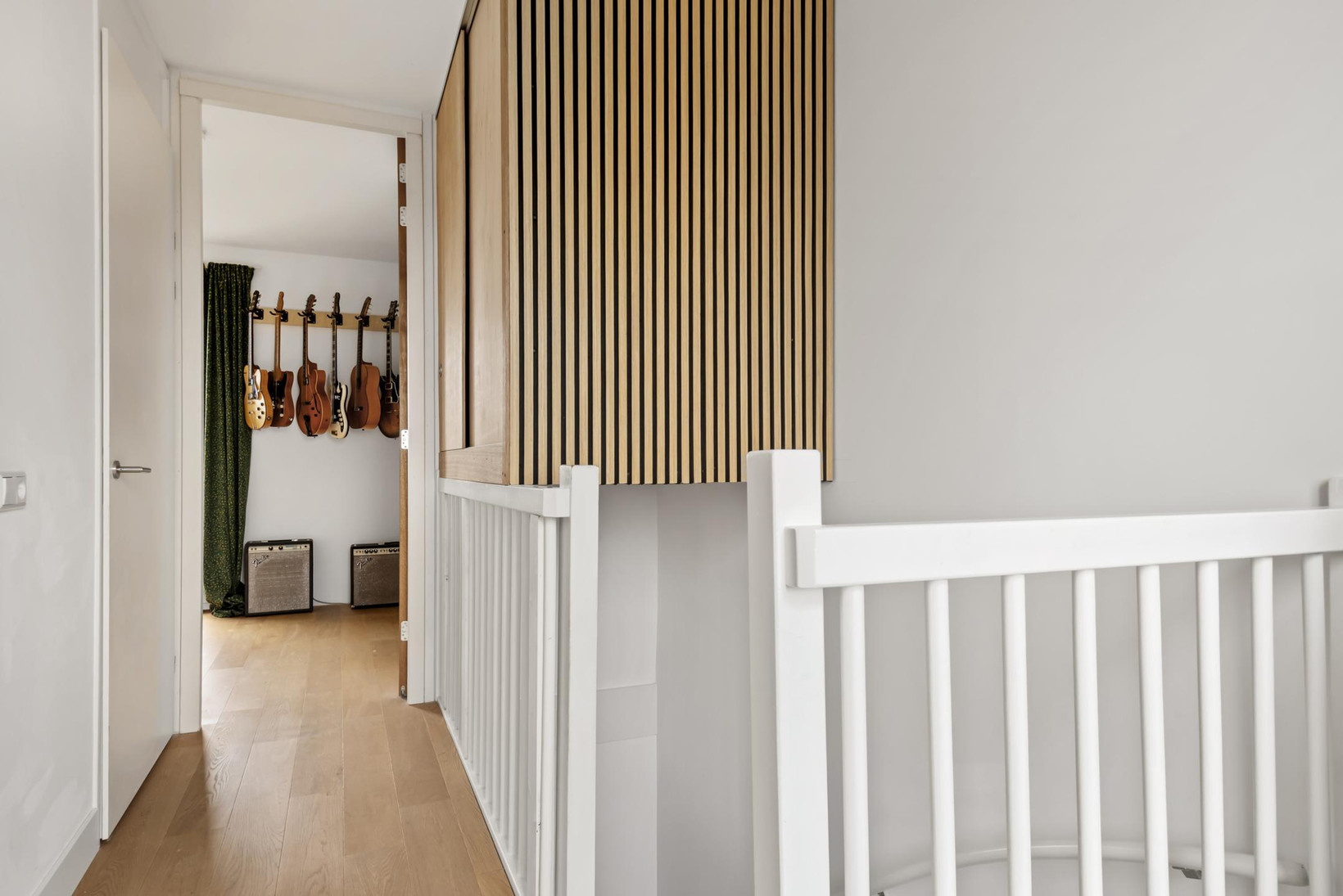 Tussenwoning te koop: Loes van Marlestraat 17, Weesp