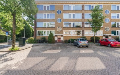 Henriëtte Roland Holsthof 34