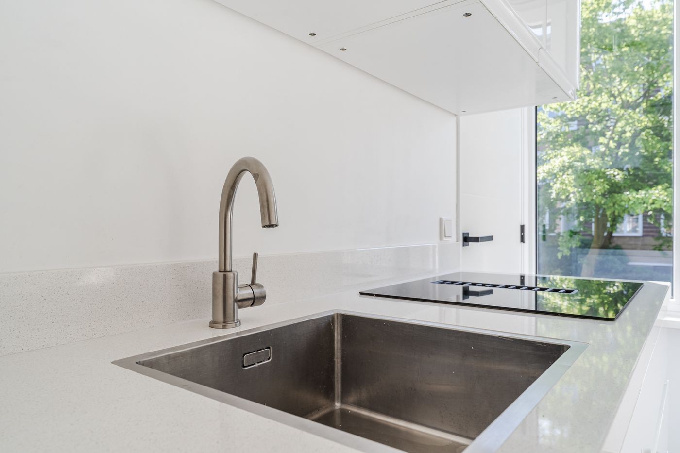 Appartement te koop: Henriëtte Roland Holsthof 34, Weesp