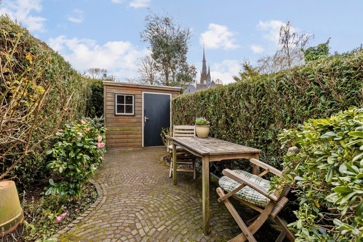 Tussenwoning te koop: Herensingel 93, Weesp