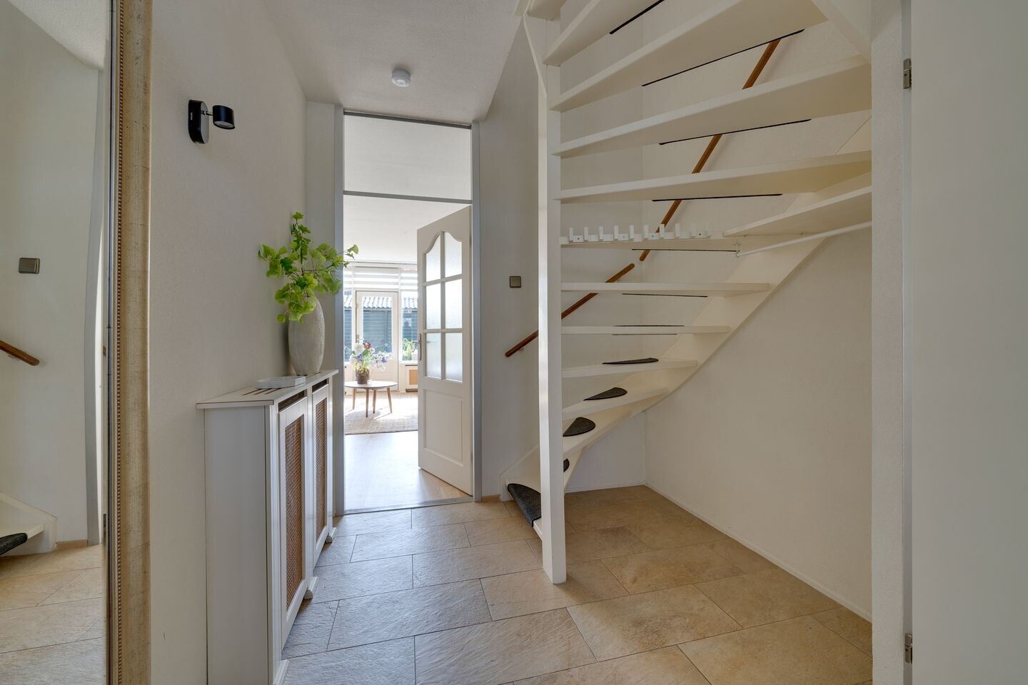 Tussenwoning te koop: de vennen 38, Weesp