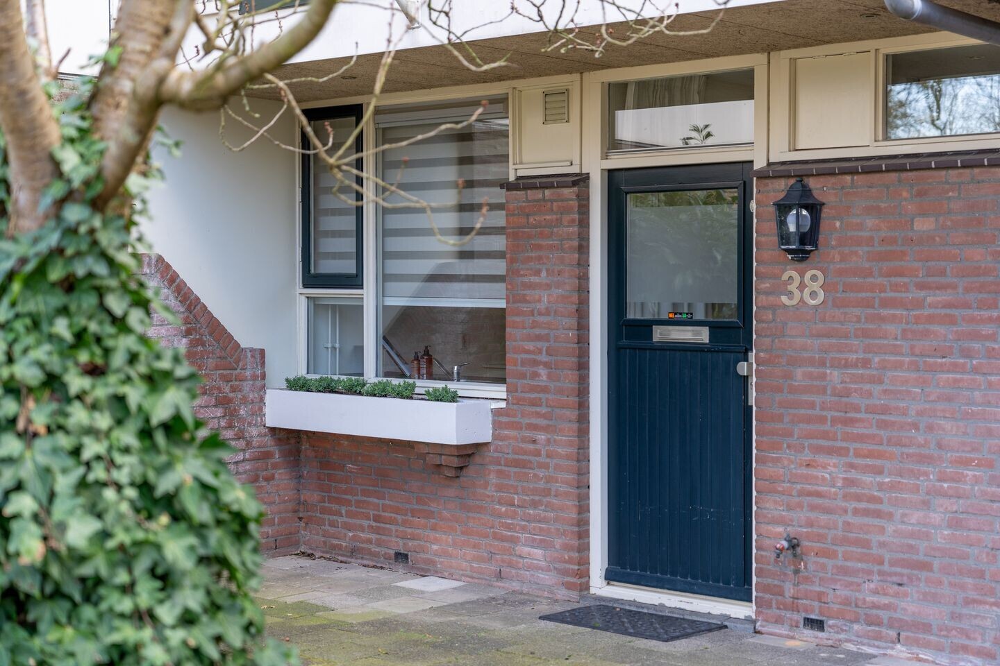 Tussenwoning te koop: de vennen 38, Weesp
