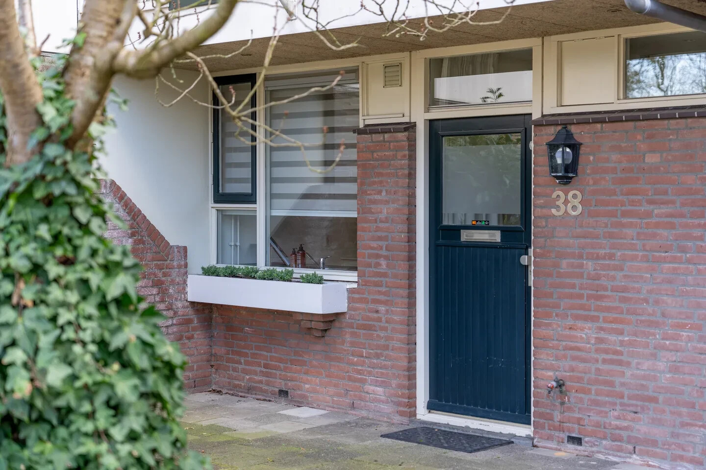 Tussenwoning te koop: de vennen 38, Weesp