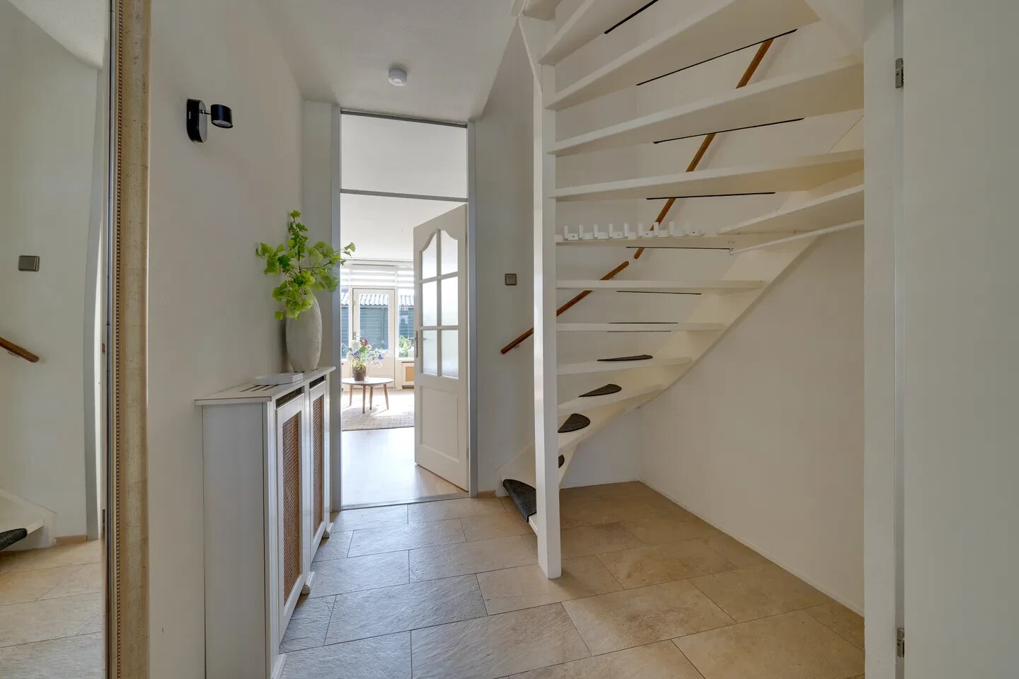 Tussenwoning te koop: de vennen 38, Weesp