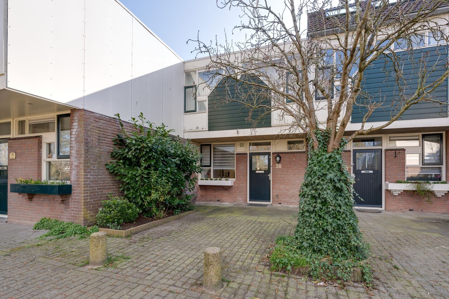 Tussenwoning te koop: de vennen 38, Weesp