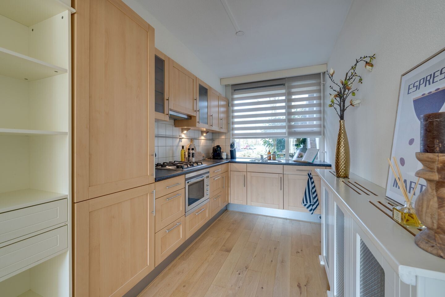 Tussenwoning te koop: de vennen 38, Weesp