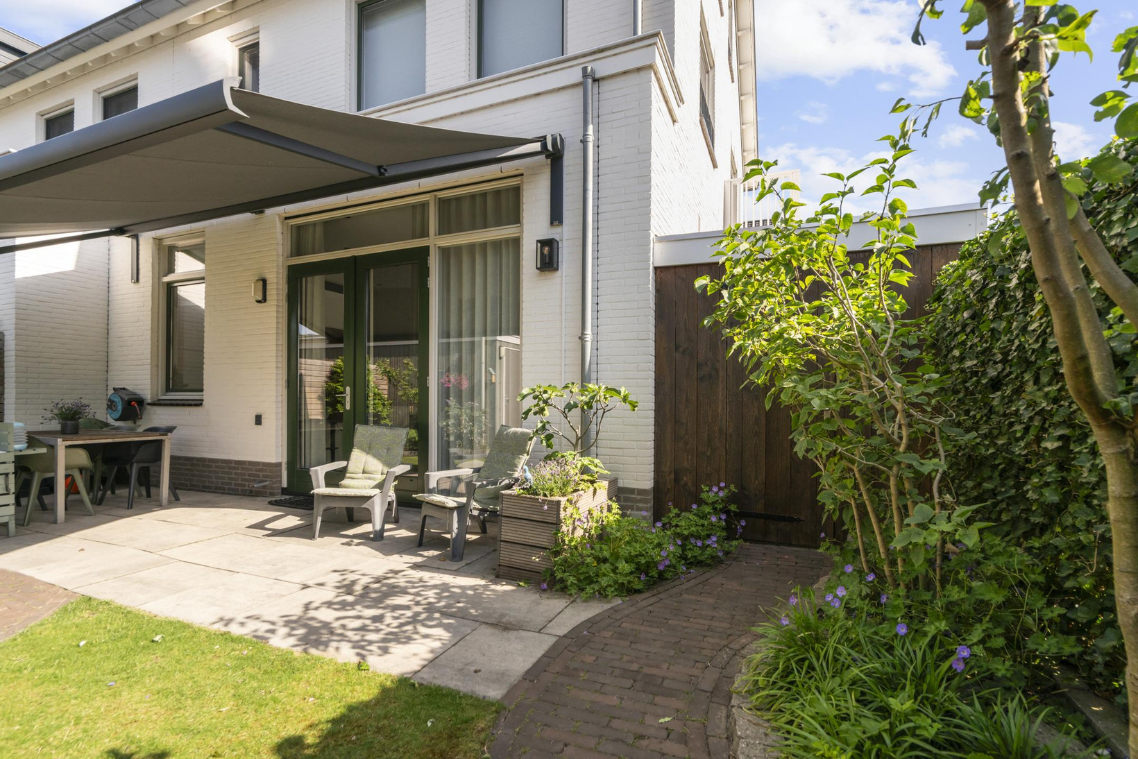 Hoekwoning te koop: Hinderdampad 1, Weesp