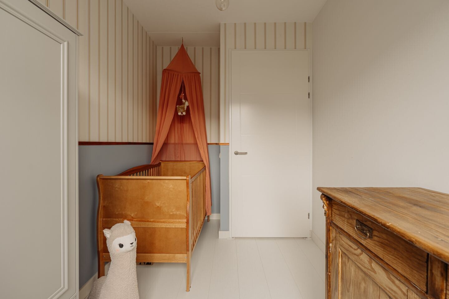 Tussenwoning te koop: Fort Aalsmeerstraat 28, Weesp