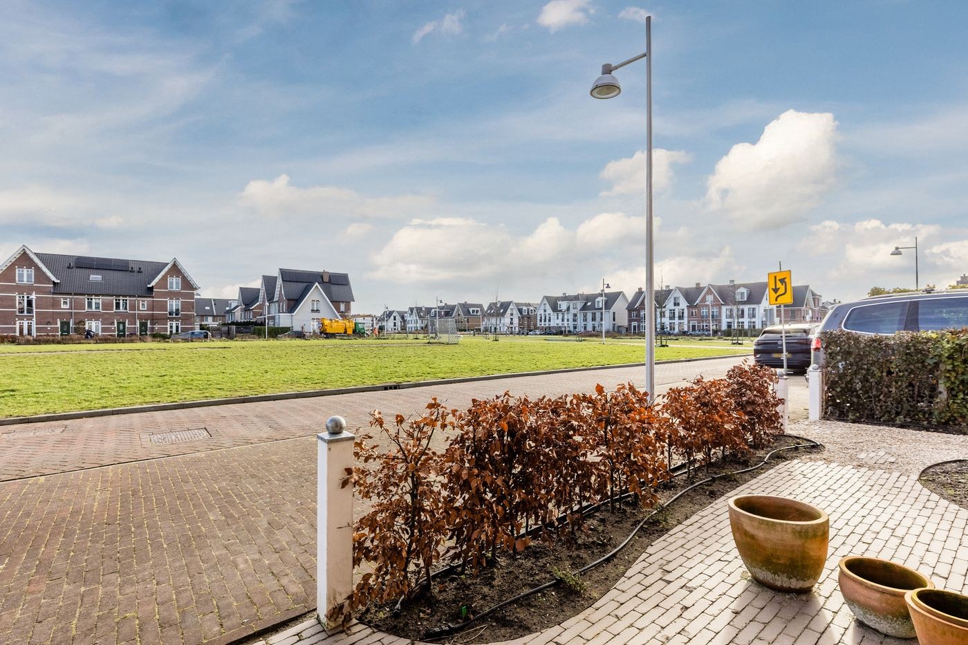 Hoekwoning te koop: Fort Vurenstraat 1, Weesp