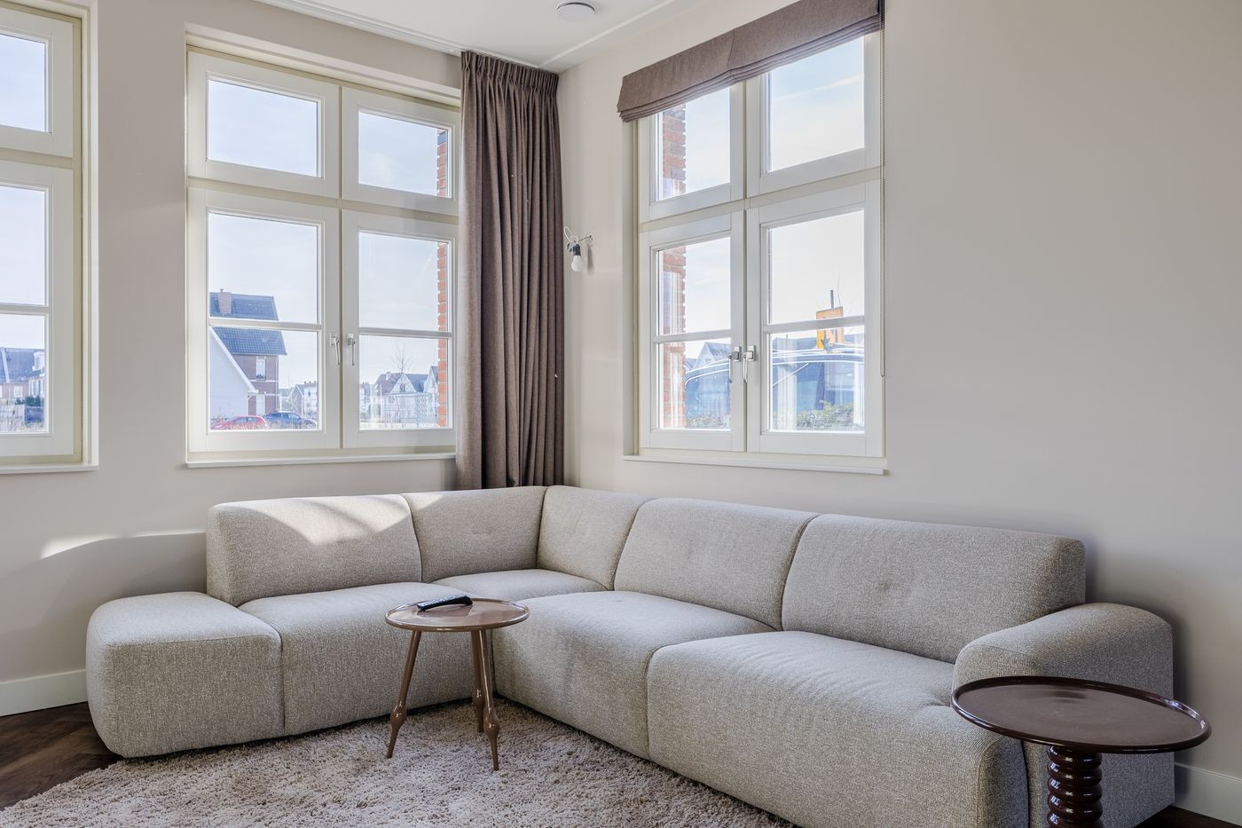 Hoekwoning te koop: Fort Vurenstraat 1, Weesp