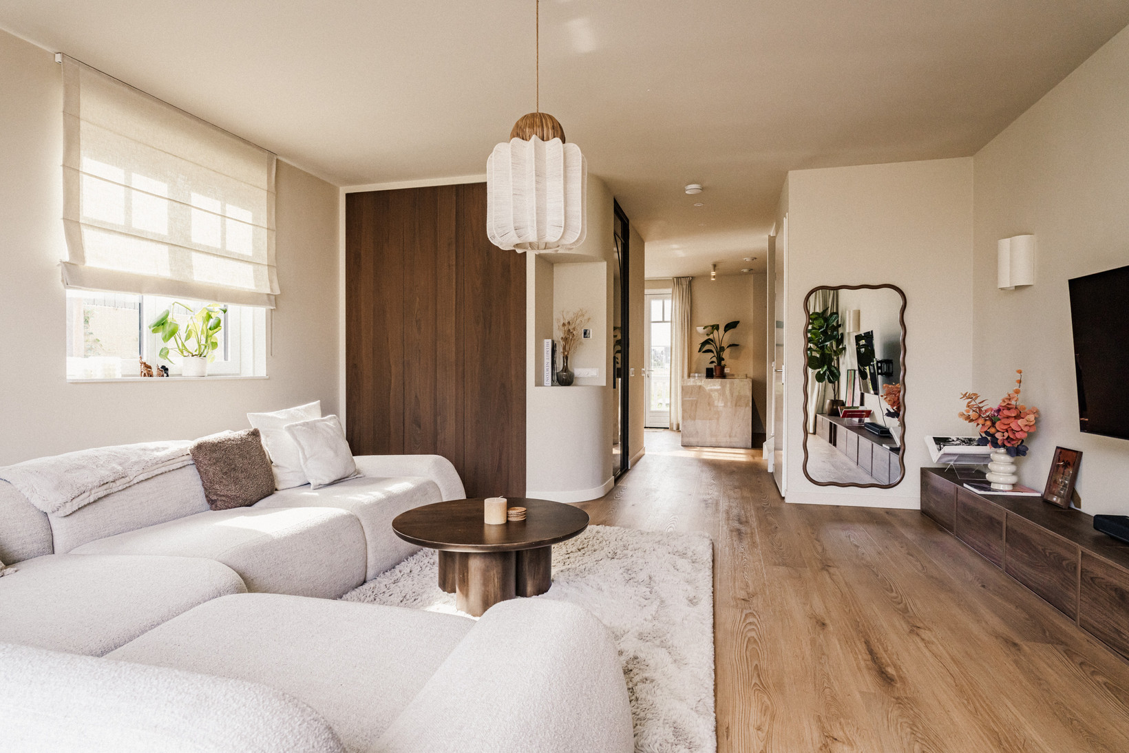 Hoekwoning te koop: Veldhuishof Noord 1, Weesp