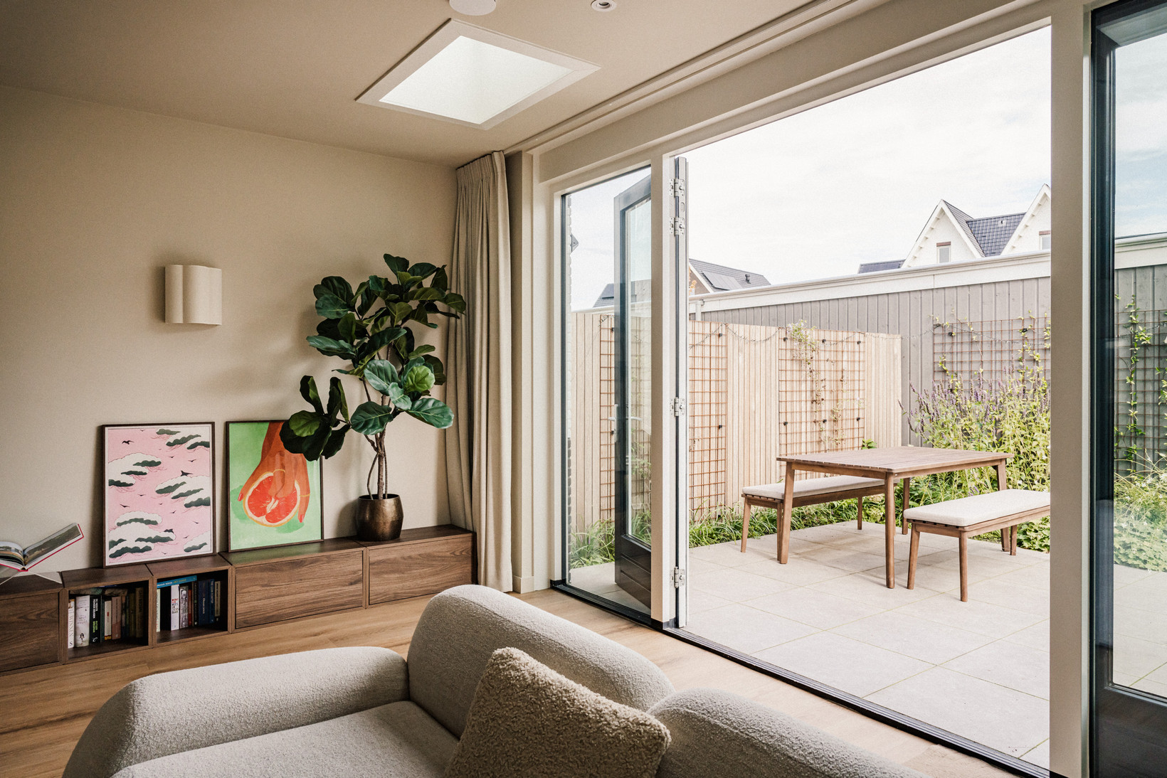 Hoekwoning te koop: Veldhuishof Noord 1, Weesp
