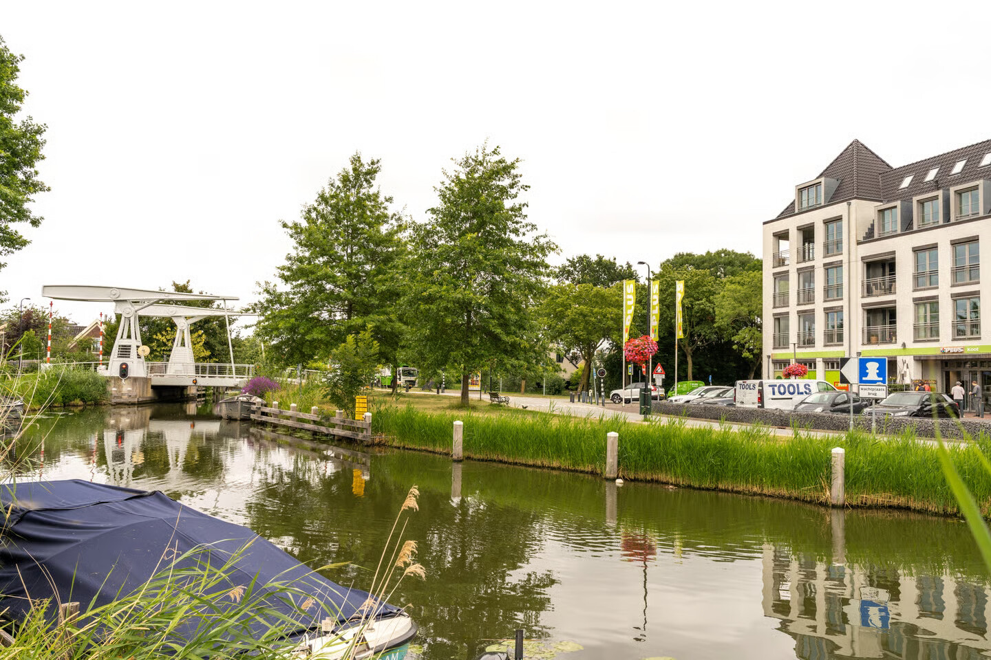 Appartement te koop: Amsterdamsestraatweg 106, Abcoude