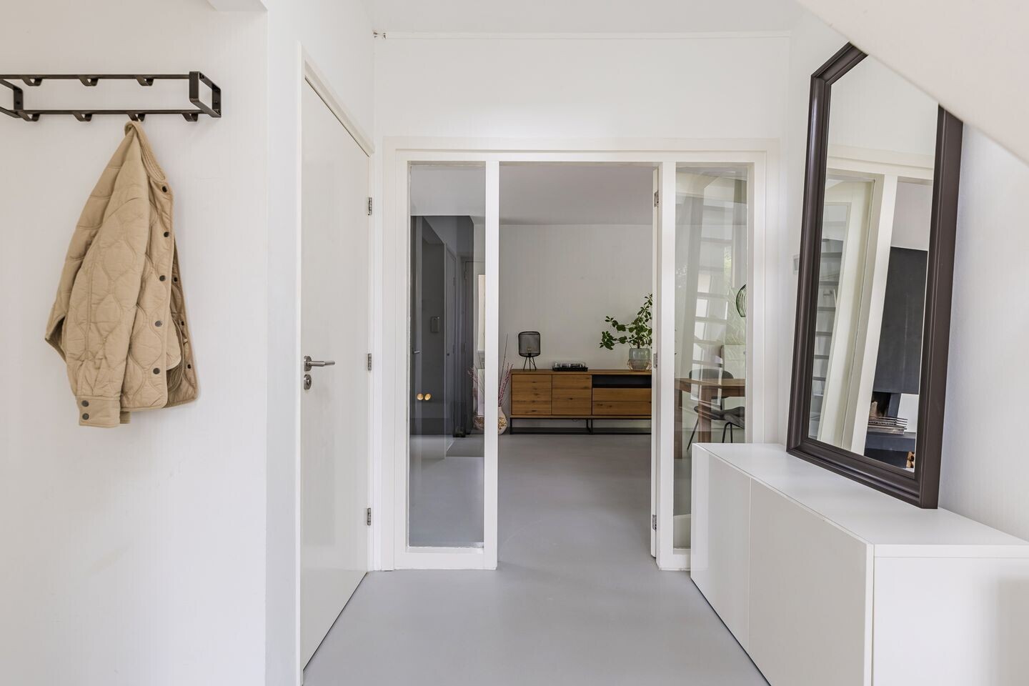 Twee-onder-één-kap te koop: Doude van Troostwijkstraat 36, Abcoude