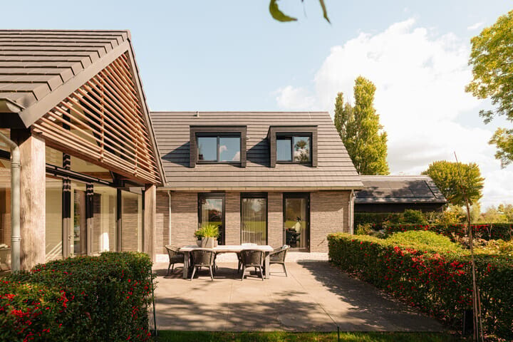 Vrijstaande woning te koop: Stationsstraat 44, Abcoude