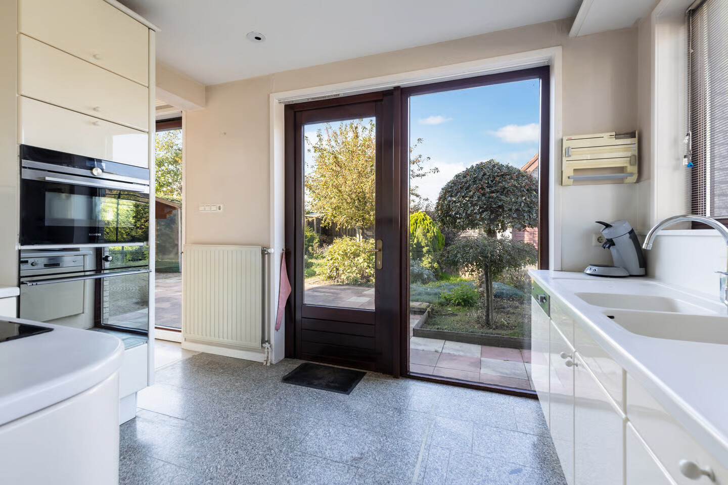 Vrijstaande woning te koop: Middenweg 55A, Nederhorst Den Berg