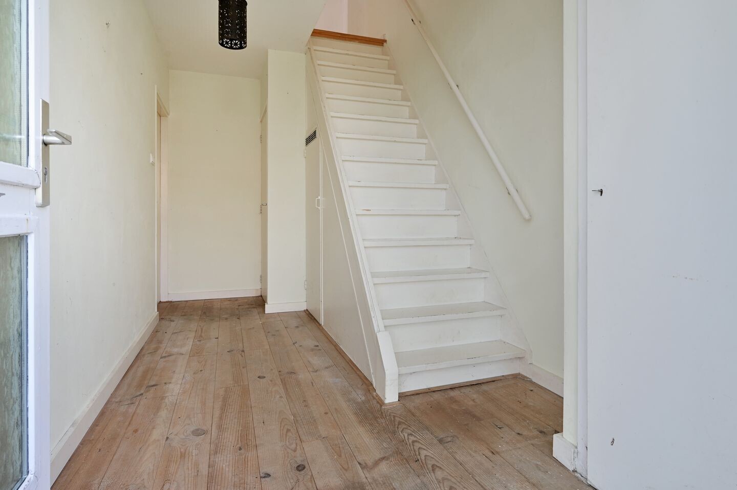 Hoekwoning te koop: Pieter de Hooghlaan 1, Nederhorst Den Berg
