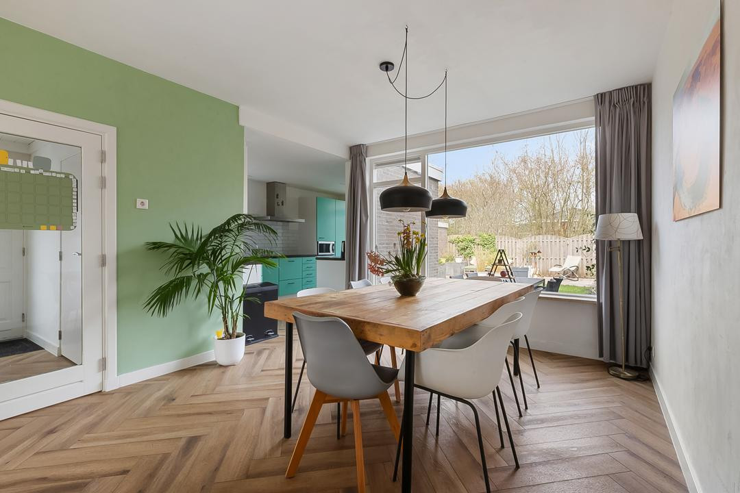 Twee-onder-één-kap te koop: Uiterdijksehof 54, Nederhorst Den Berg