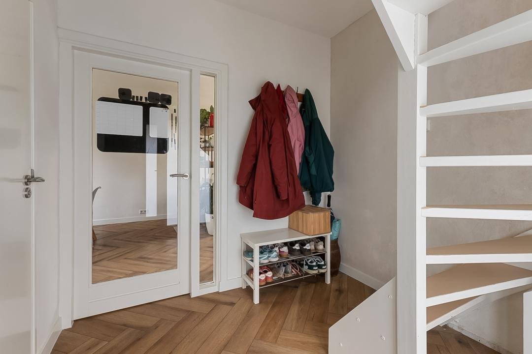 Twee-onder-één-kap te koop: Uiterdijksehof 54, Nederhorst Den Berg