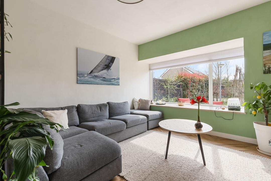 Twee-onder-één-kap te koop: Uiterdijksehof 54, Nederhorst Den Berg
