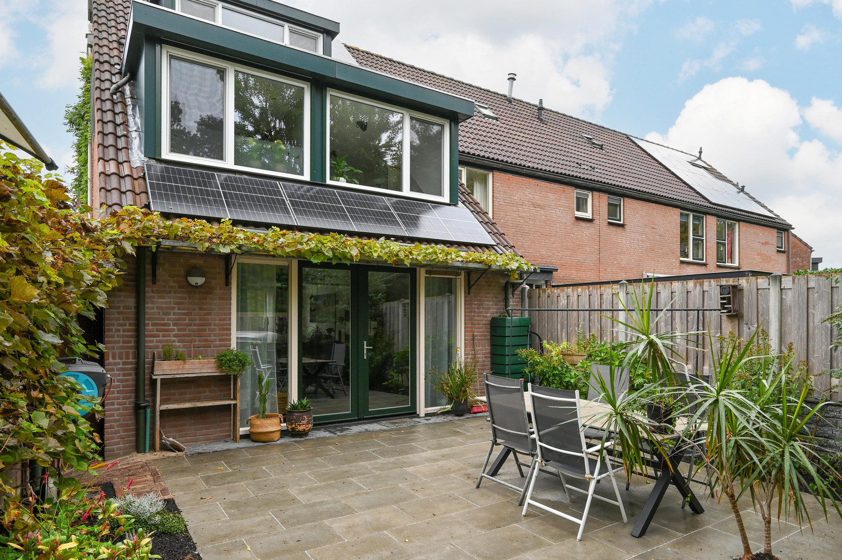 Hoekwoning te koop: De Vijnen 10, Nederhorst Den Berg
