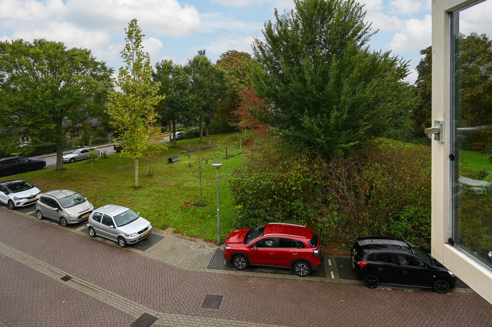 Hoekwoning te koop: De Vijnen 10, Nederhorst Den Berg
