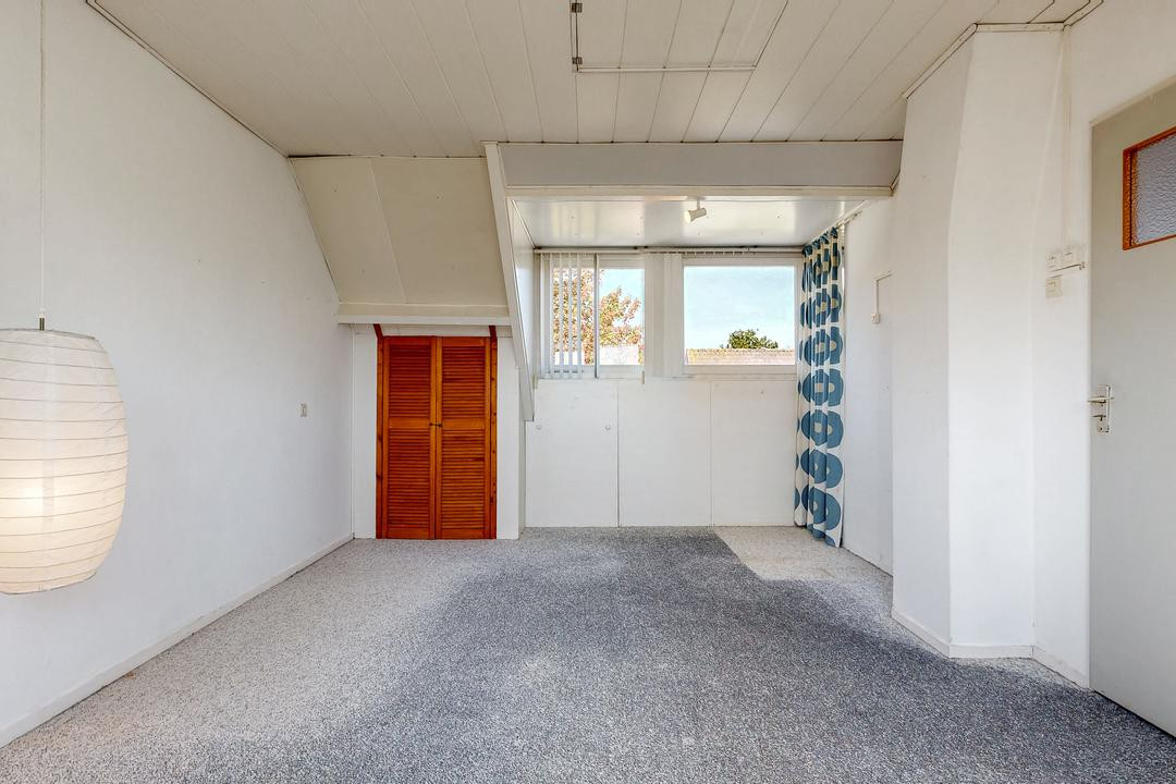 Tussenwoning te koop: Prinses Beatrixstraat 17, Baambrugge