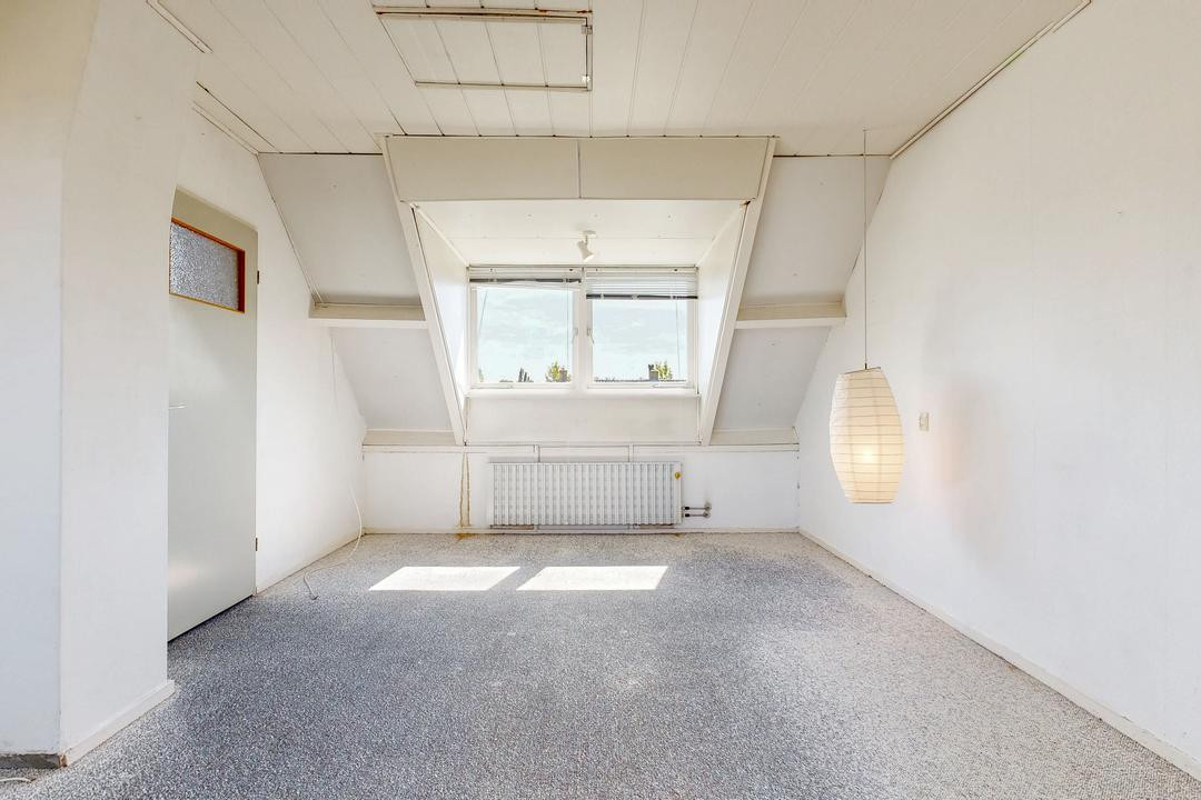 Tussenwoning te koop: Prinses Beatrixstraat 17, Baambrugge