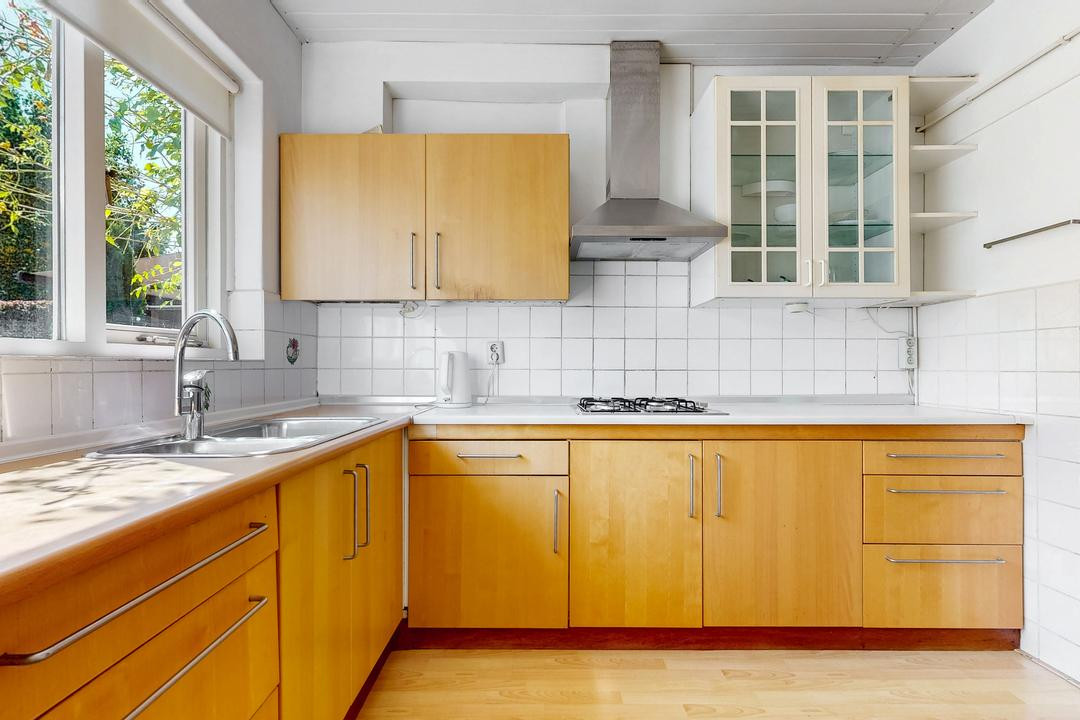 Tussenwoning te koop: Prinses Beatrixstraat 17, Baambrugge