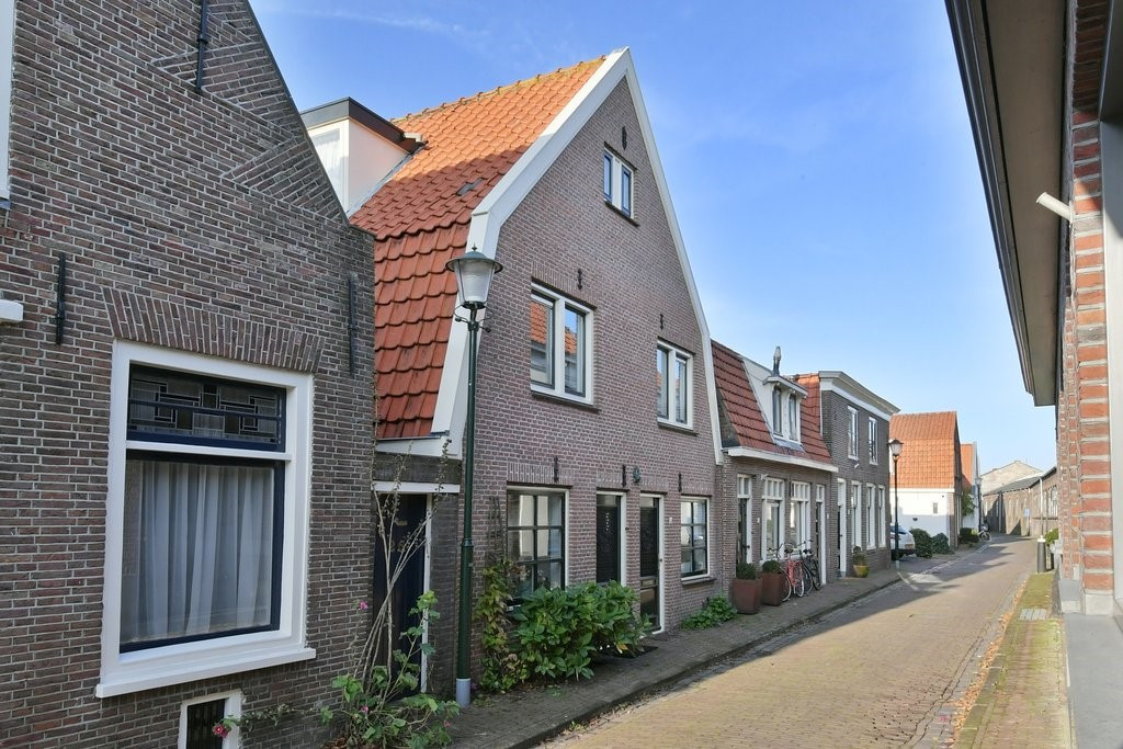 Tussenwoning te koop: Hellingstraat 27, Muiden