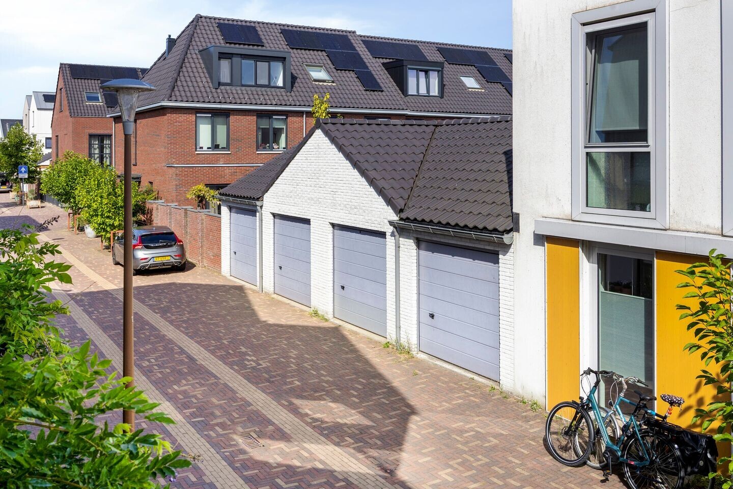 Tussenwoning te koop: Muyderban 14, Muiden