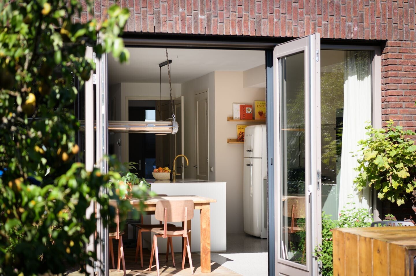 Tussenwoning te koop: Cornelis Kraijenhoffstraat 18, Muiden