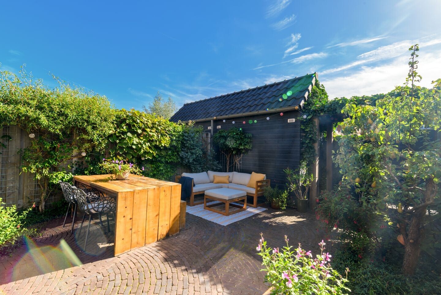 Tussenwoning te koop: Cornelis Kraijenhoffstraat 18, Muiden