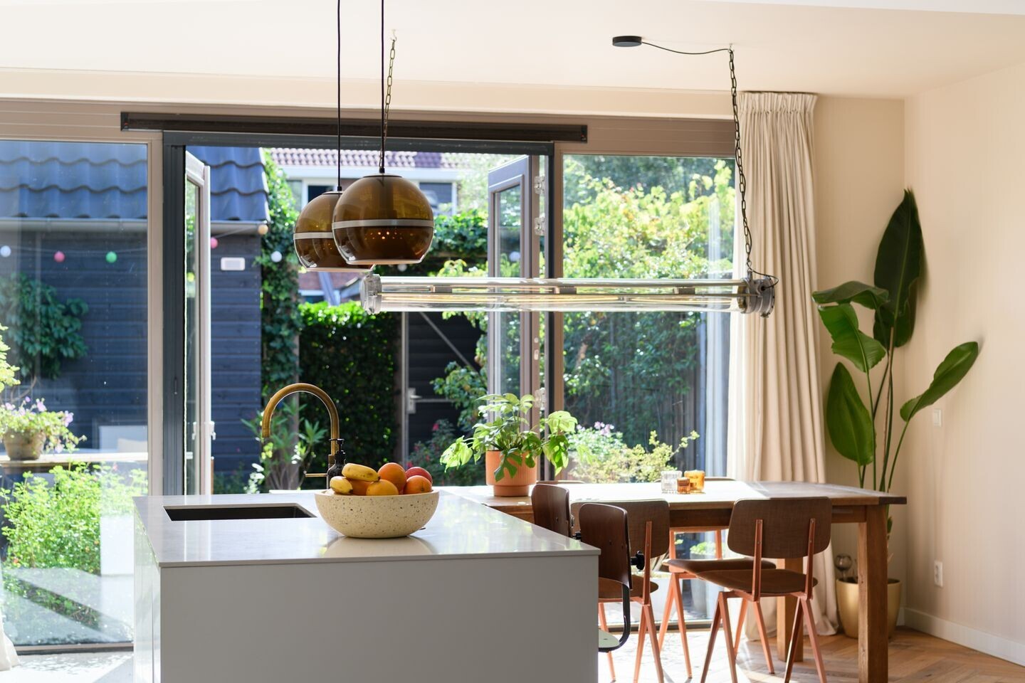 Tussenwoning te koop: Cornelis Kraijenhoffstraat 18, Muiden