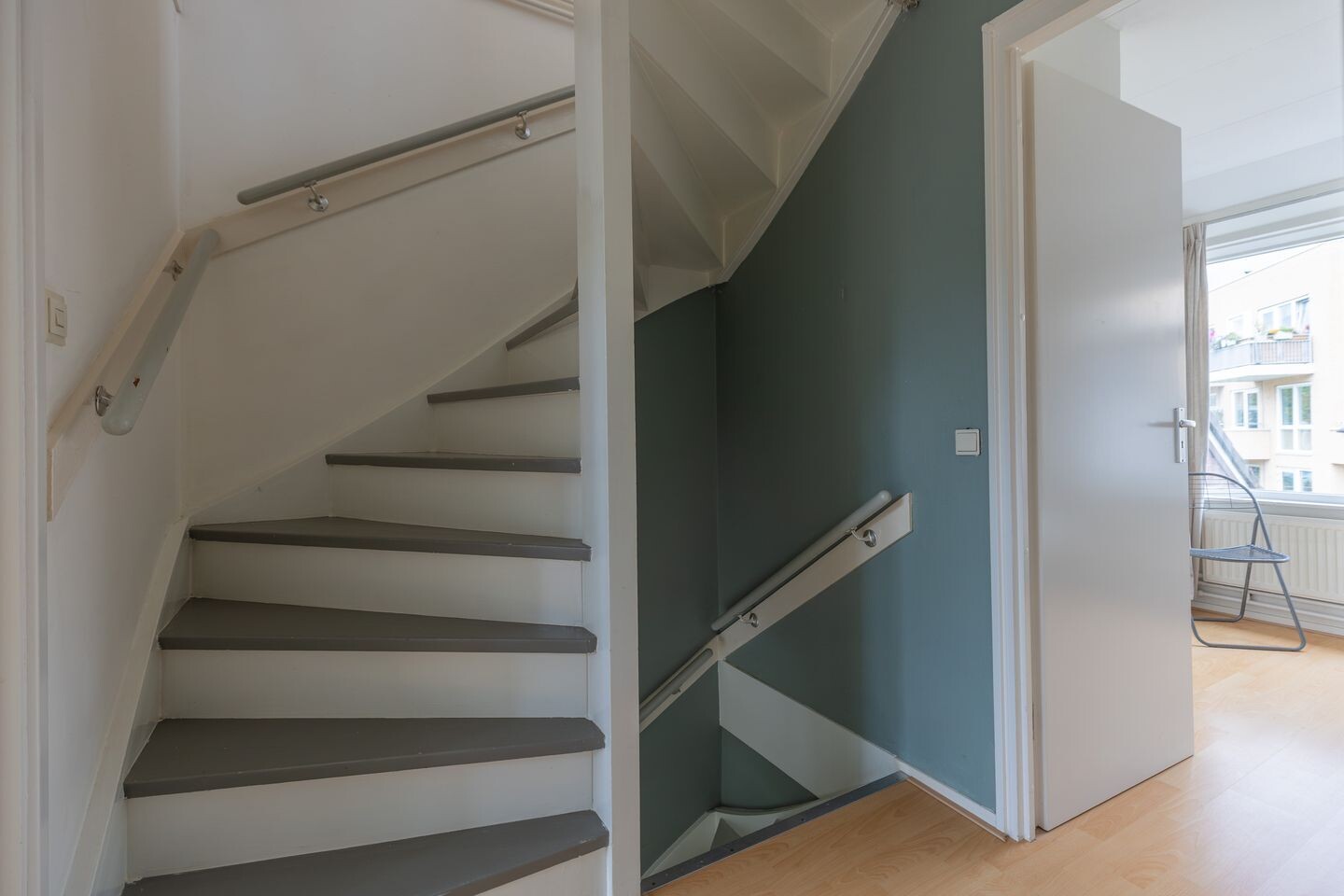 Tussenwoning te koop: de Spiering 8, Muiden