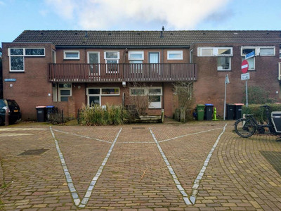 Dorpsstraat 9