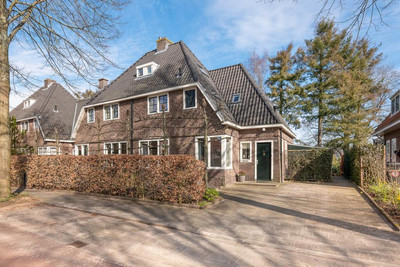 Constantijn. 29