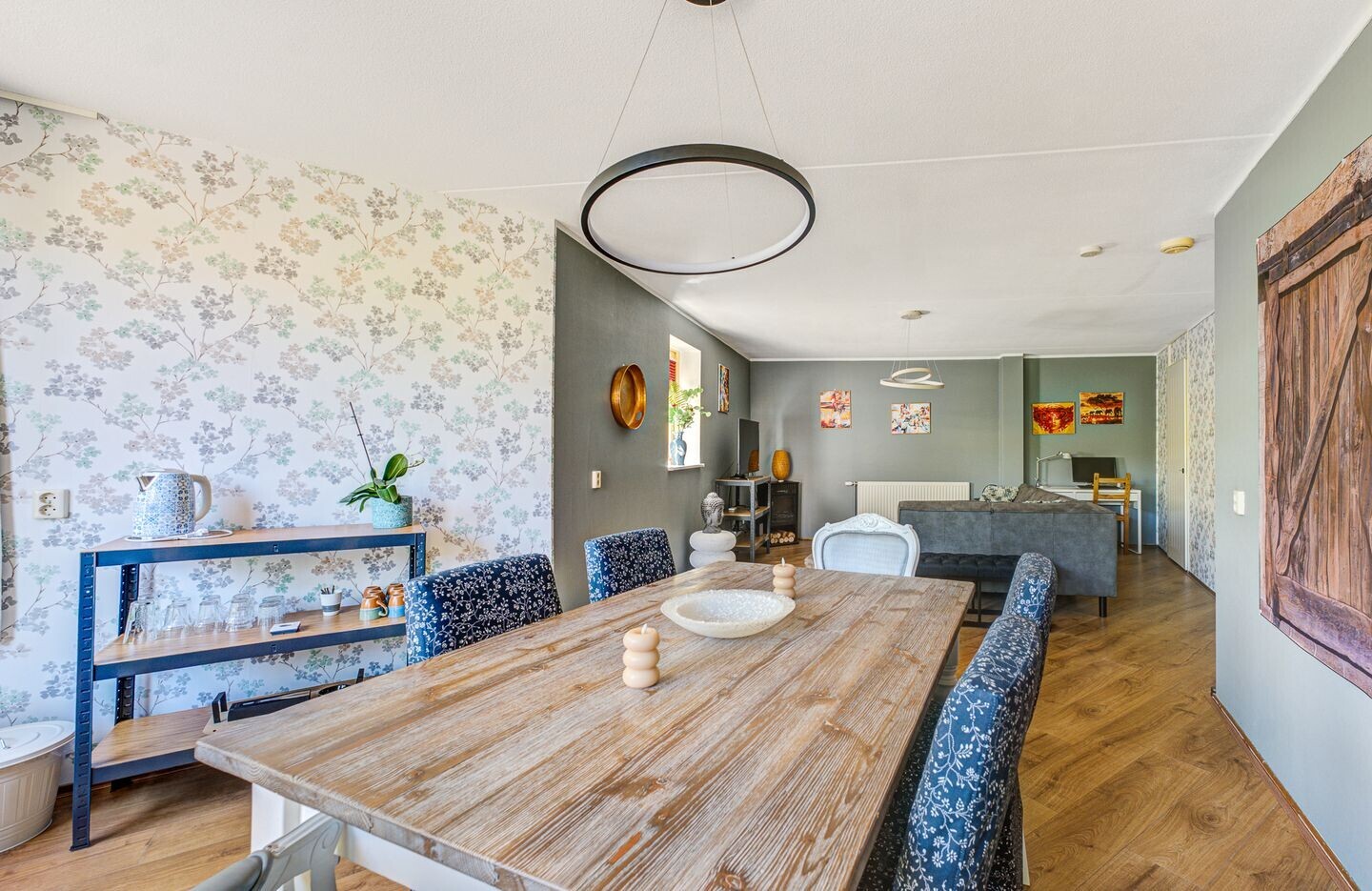 Hoekwoning te koop: De Dennen 138, Bussum