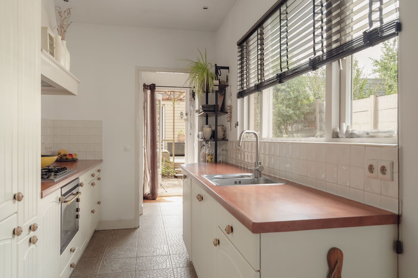Twee-onder-één-kap te koop: Hamerstraat 48, Bussum