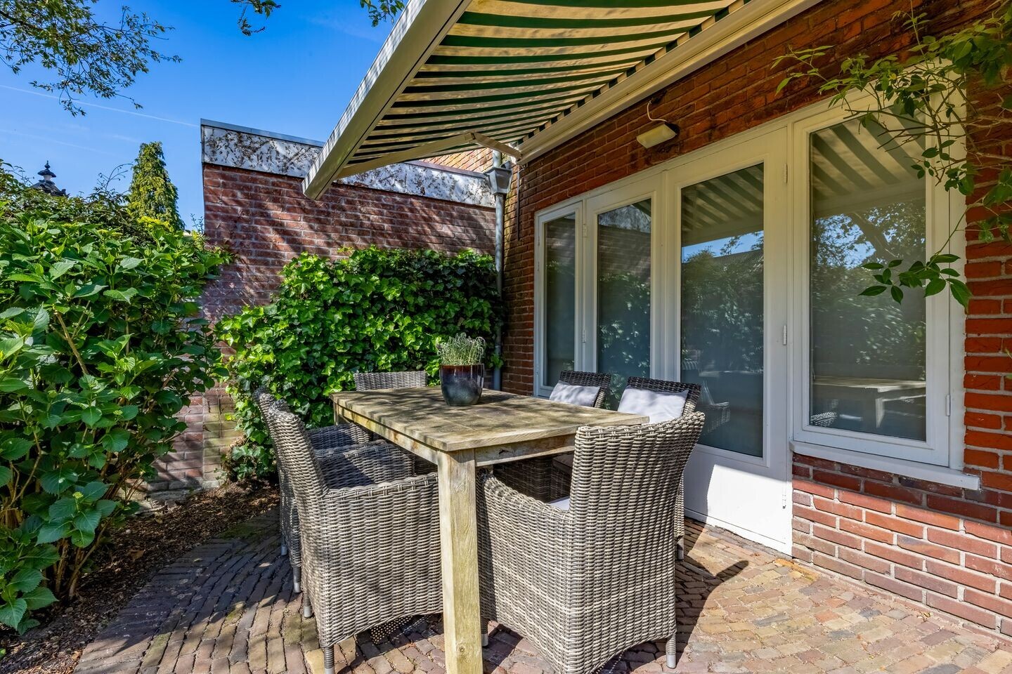 Hoekwoning te koop: Ceintuurbaan 306, Bussum